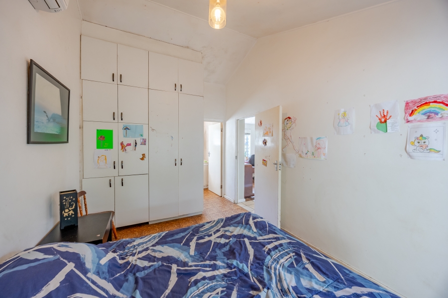 3 Bedroom Property for Sale in Lakeside Western Cape